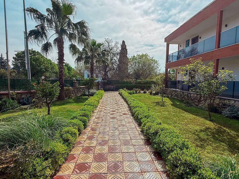 Çinar Butik Otel 2