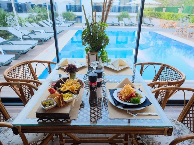 Çinar Butik Otel 11