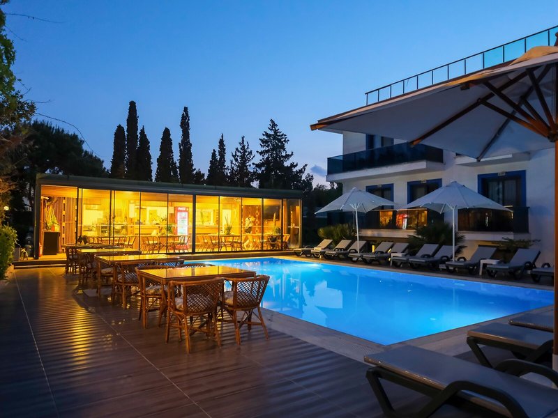 Çinar Butik Otel 14