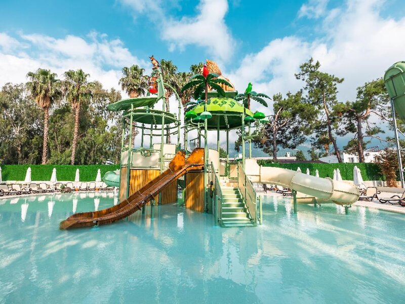 Sherwood Greenwood Resort 18