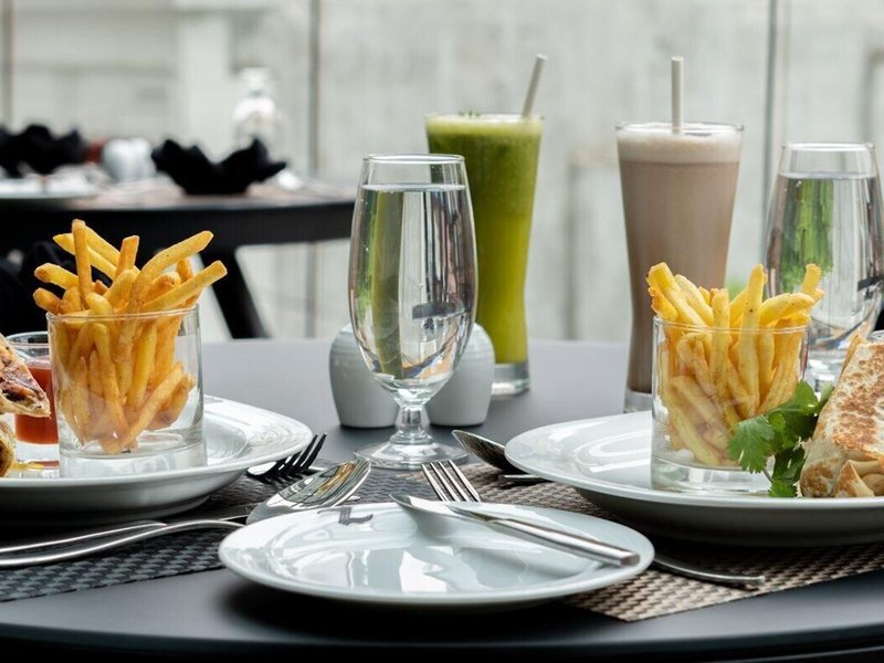 Zest Metropole 6