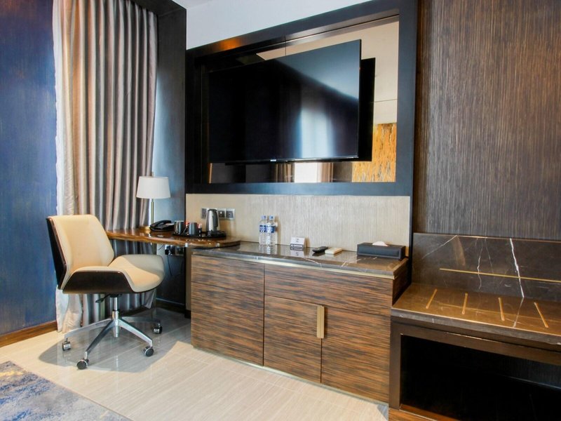 Zest Metropole 14