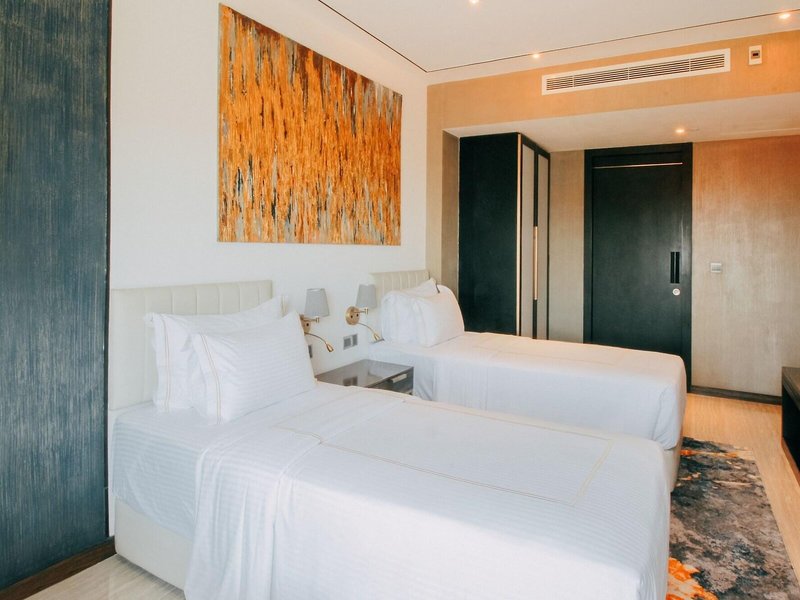 Zest Metropole 16