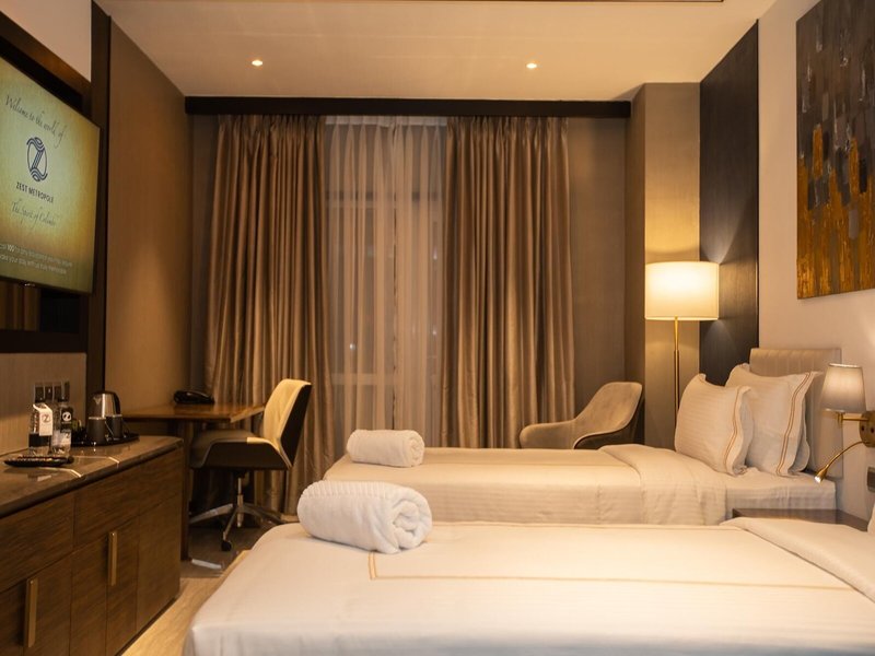 Zest Metropole 28