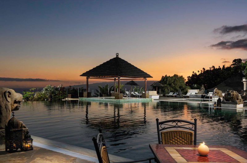 Regency Country Club 1