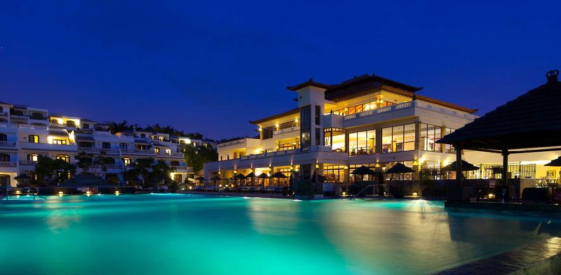 Regency Country Club 5