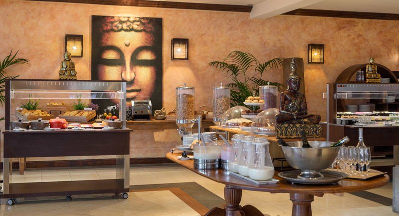 Regency Country Club 6