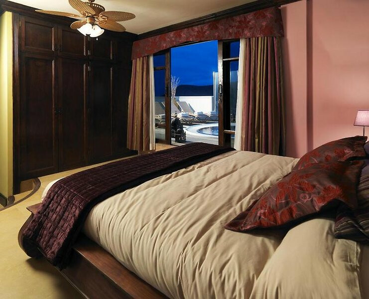 Regency Country Club 3