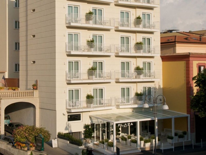 Plaza Sorrent 1
