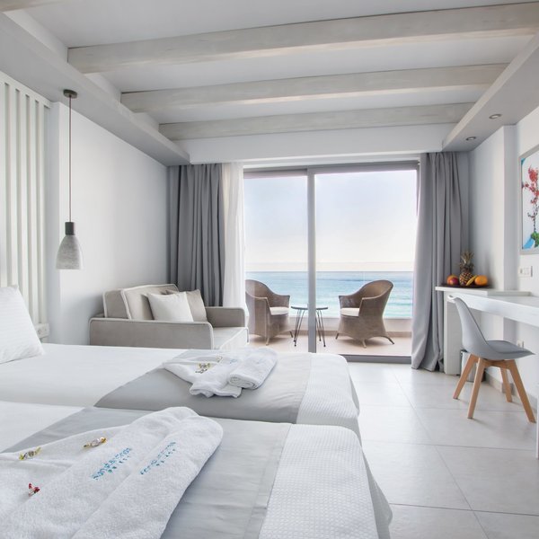 Konstantinos Palace 3