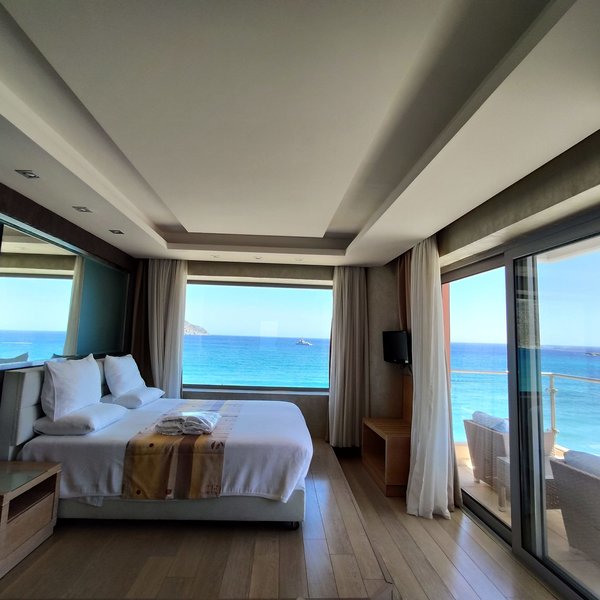 Konstantinos Palace 5