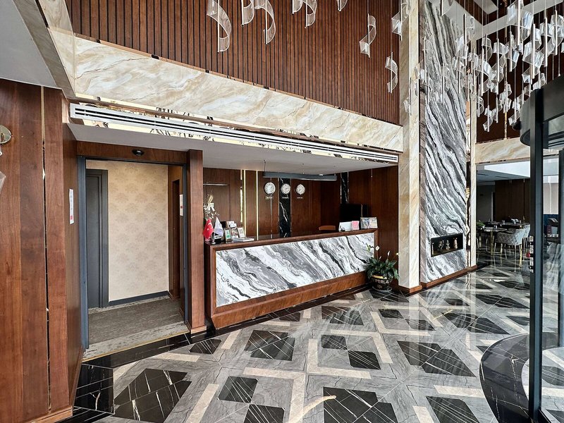 Operla Airport Hotels, Trademark Collection by Wyndham 11
