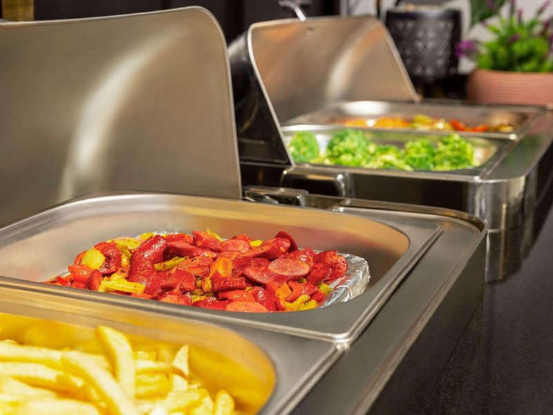 Operla Airport Hotels, Trademark Collection by Wyndham 20