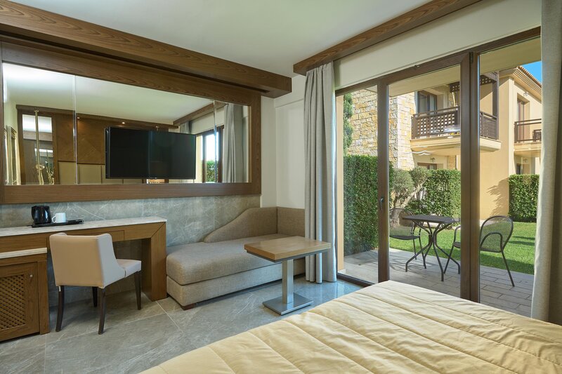 Mediterranean Village Hotel & Spa 15