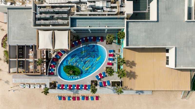 Fuwairit Kite Beach Tapestry Collection by Hilton 4