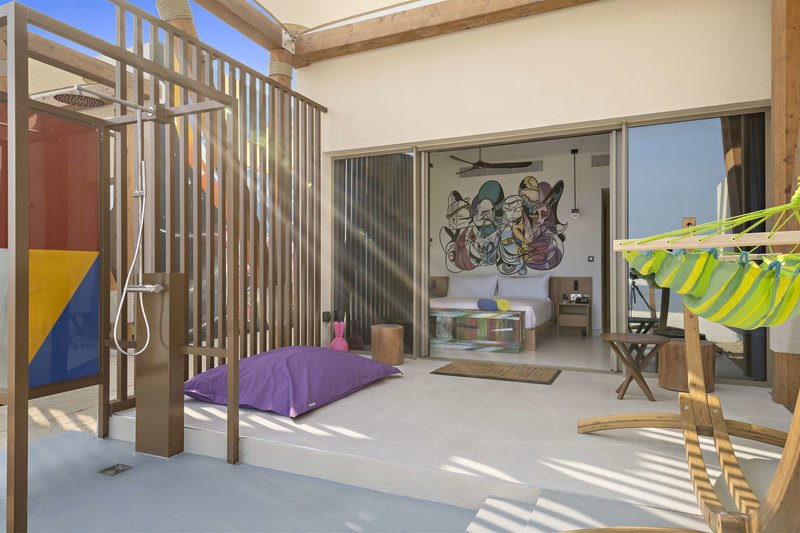 Fuwairit Kite Beach Tapestry Collection by Hilton 22