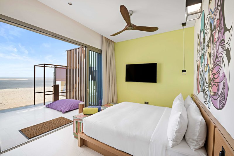 Fuwairit Kite Beach Tapestry Collection by Hilton 21