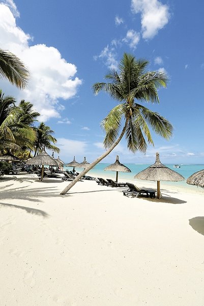 Beachfront Villas of Paradis Beachcomber Golf Resort & Spa 10