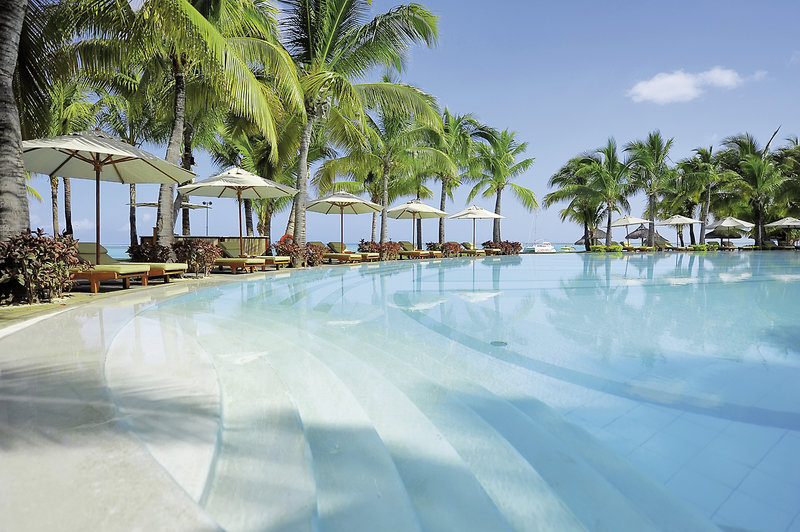 Beachfront Villas of Paradis Beachcomber Golf Resort & Spa 11