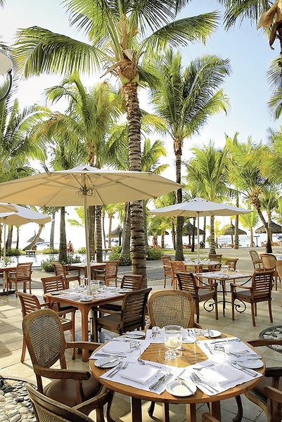 Beachfront Villas of Paradis Beachcomber Golf Resort & Spa 16