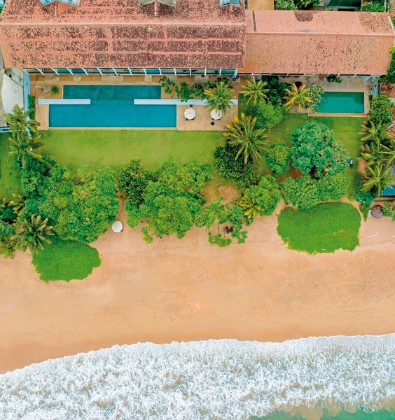 Temple Tree Resort & Spa 11