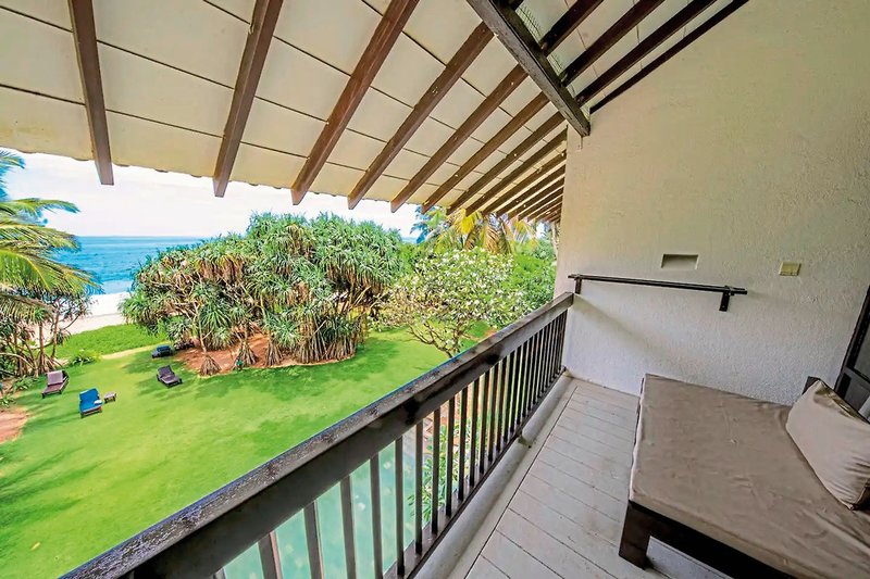 Temple Tree Resort & Spa 32