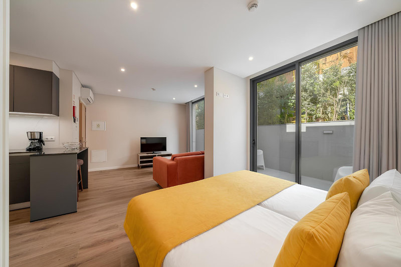 Monumental Plaza by Petit Hotels 3