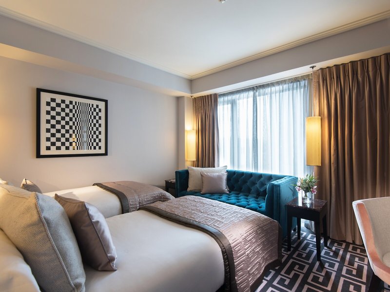 The Fitzwilliam 16