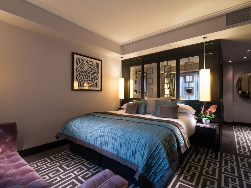 The Fitzwilliam 18