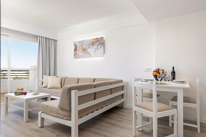 Alcudia Beach Aparthotel 8