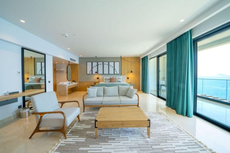 Lures Hotel 194