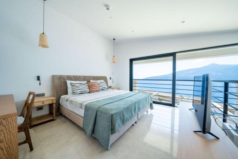 Lures Hotel 197