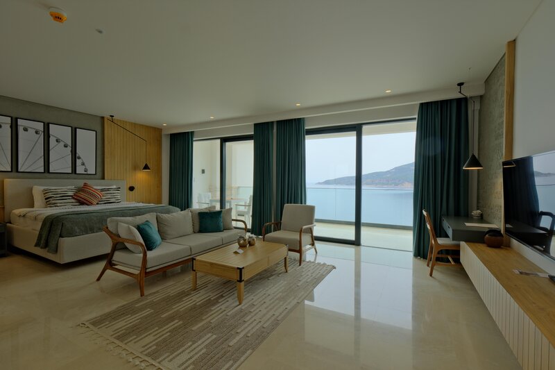Lures Hotel 206
