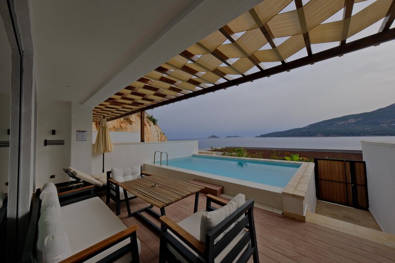 Lures Hotel 227