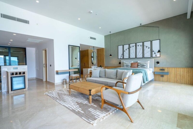 Lures Hotel 327