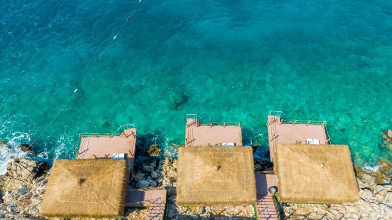 Lures Hotel 5