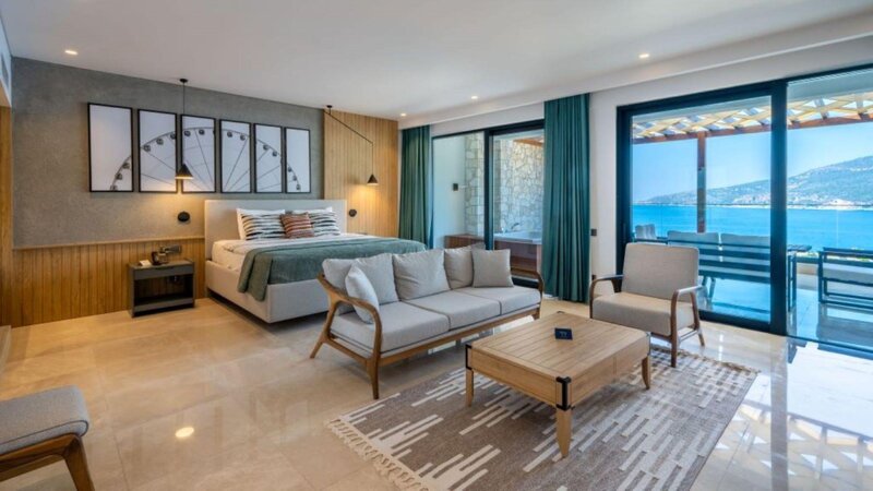 Lures Hotel 14