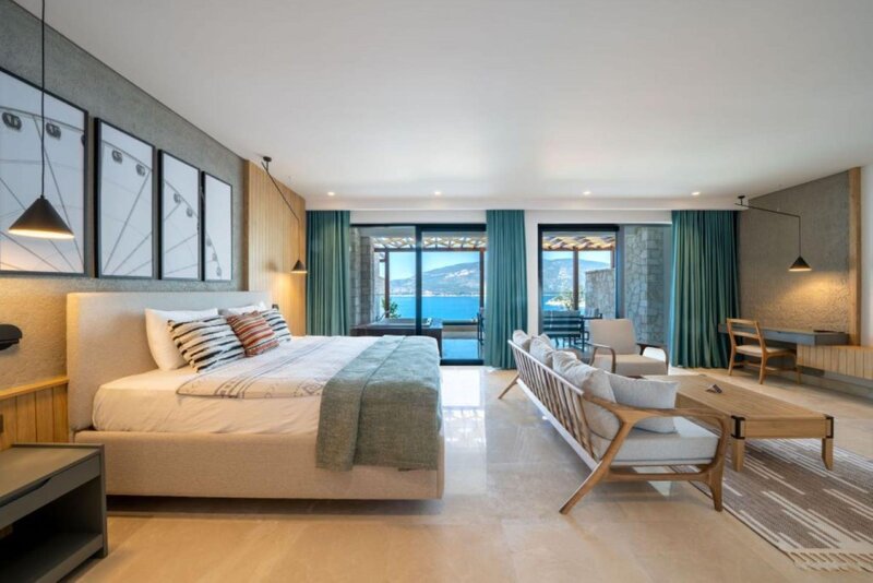 Lures Hotel 15