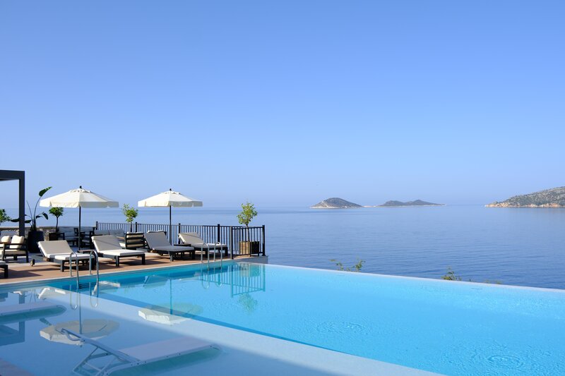 Lures Hotel 64