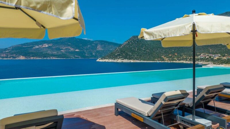 Lures Hotel 155
