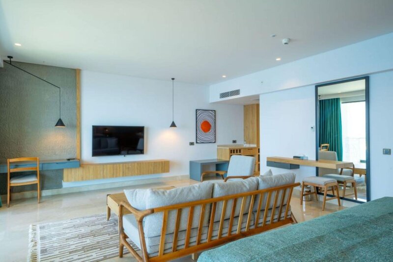 Lures Hotel 196