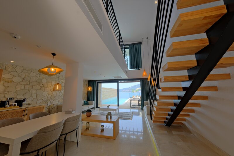 Lures Hotel 213