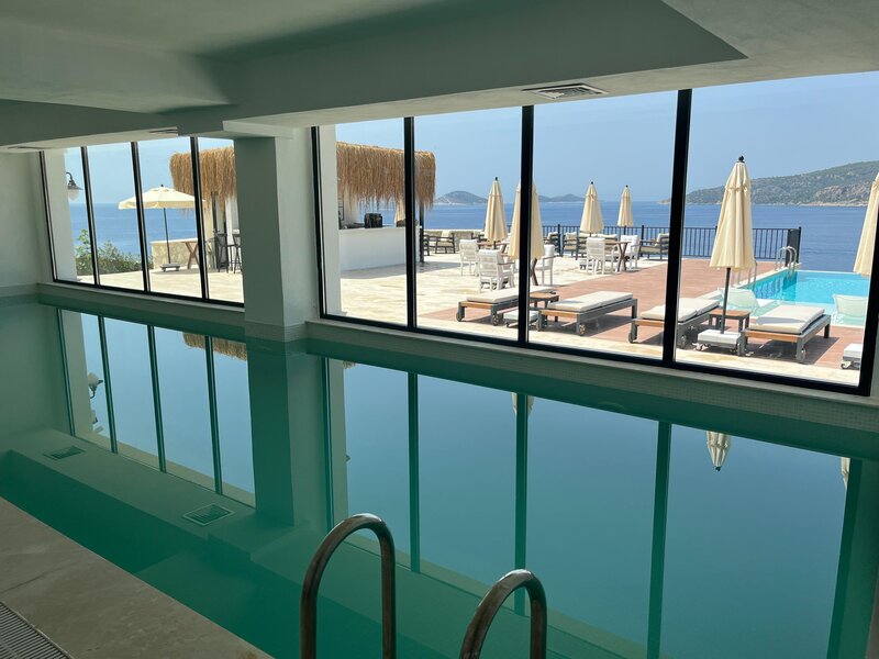 Lures Hotel 302