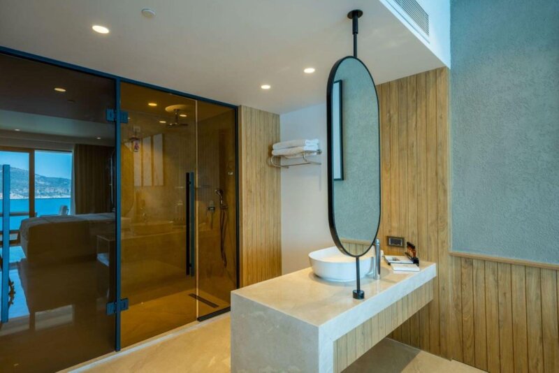 Lures Hotel 334