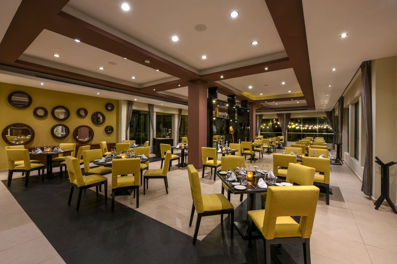 El Dorado Casitas Royale 8