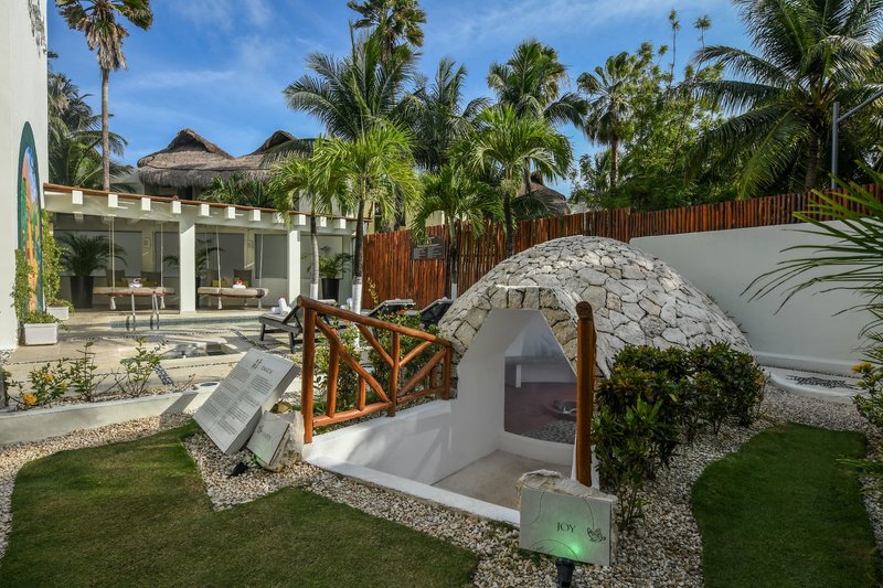 El Dorado Casitas Royale 22