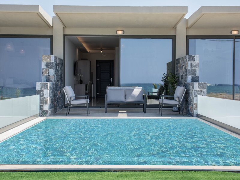 Crete Resort Sea Side Suites 2