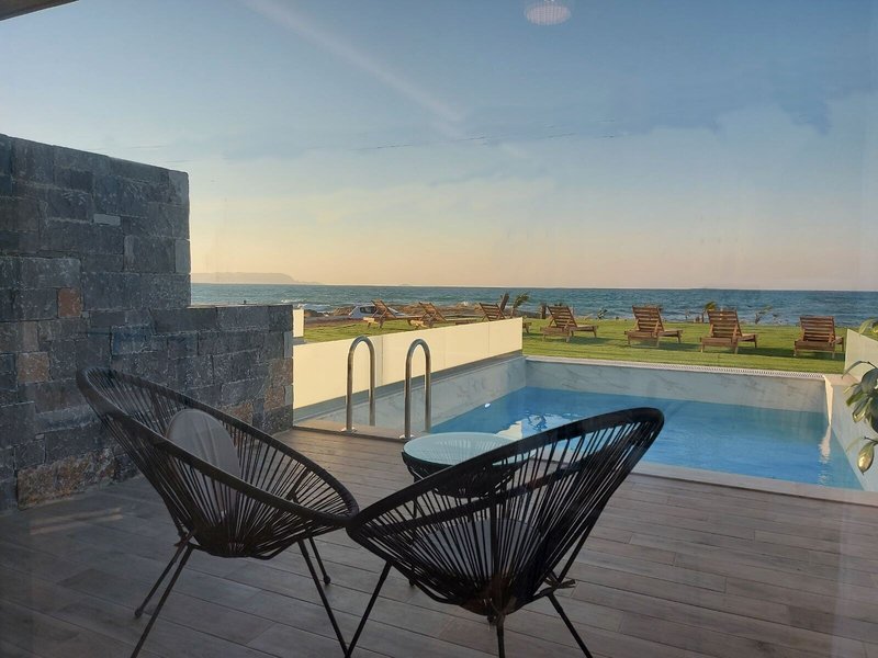 Crete Resort Sea Side Suites 3