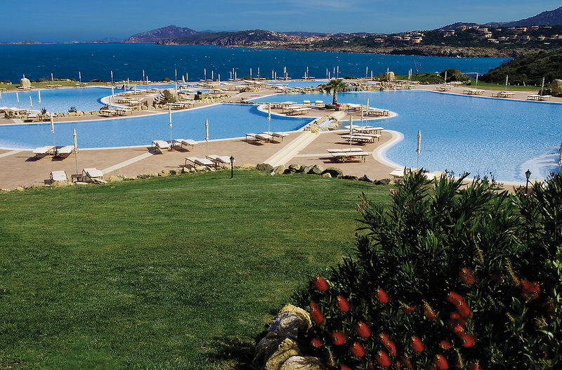 Colonna Resort 10