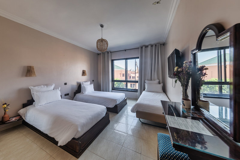 Amani Hotel APP 8